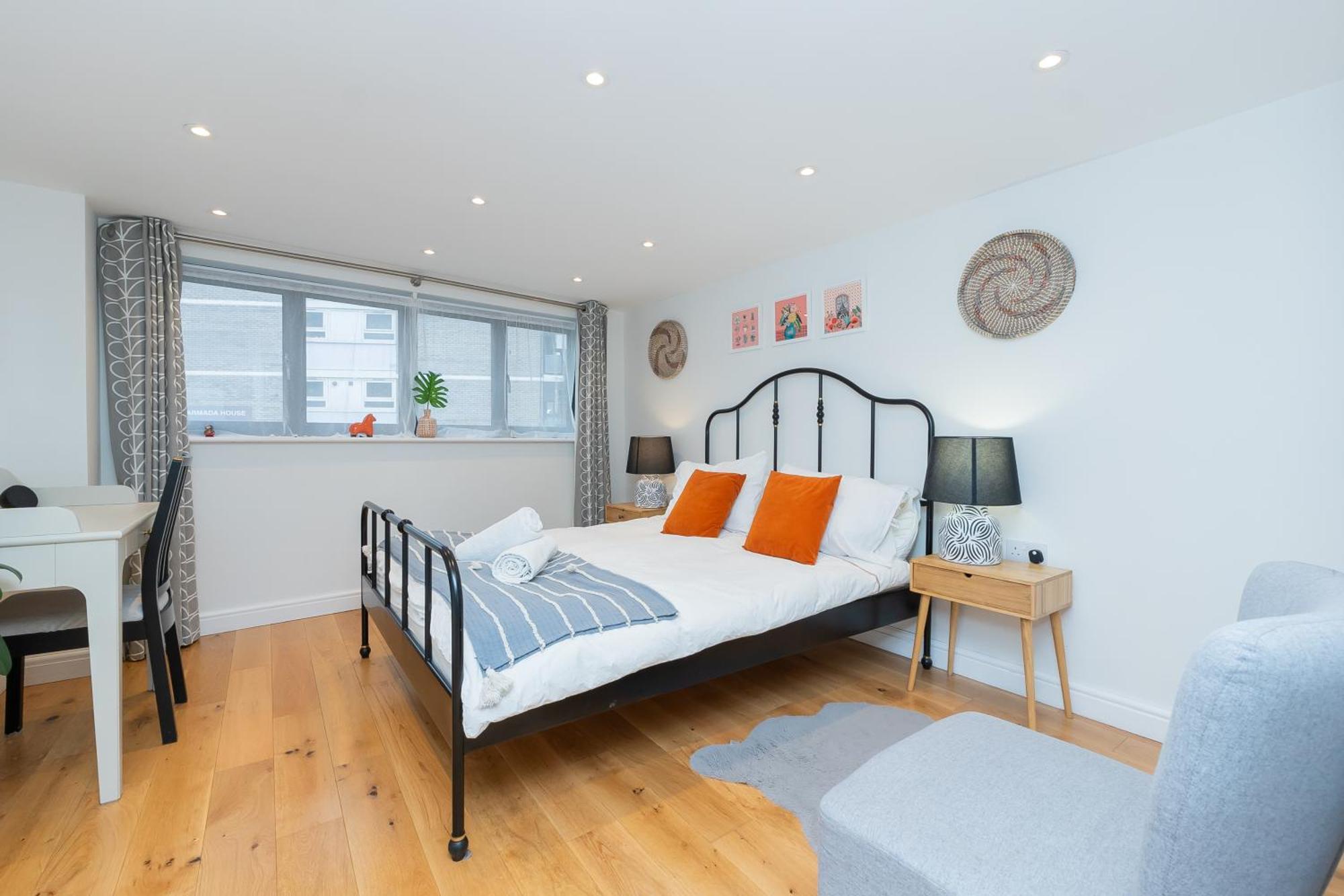 Apartamento The Old Wire Factory - 2 Bed, Close To Centre, Fast Wifi, Comfortable From Bristol