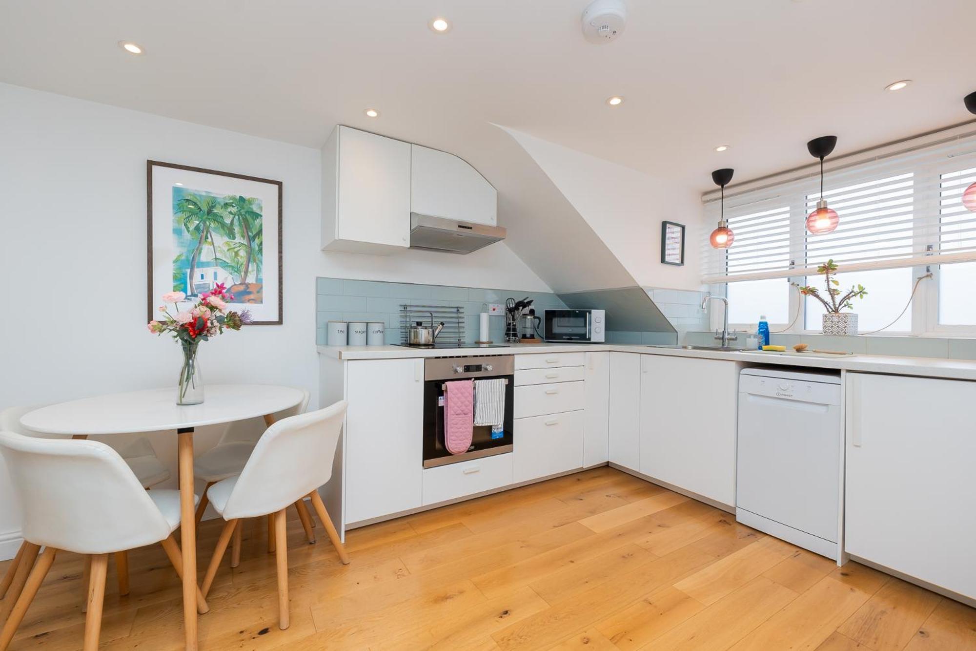 The Old Wire Factory - 2 Bed, Close To Centre, Fast Wifi, Comfortable From Apartamento